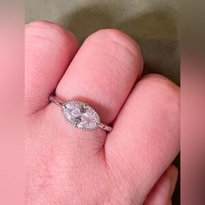 NWOT Melinda Maria East West Oval Diamond Silver Ring Sz8 Limited Edition